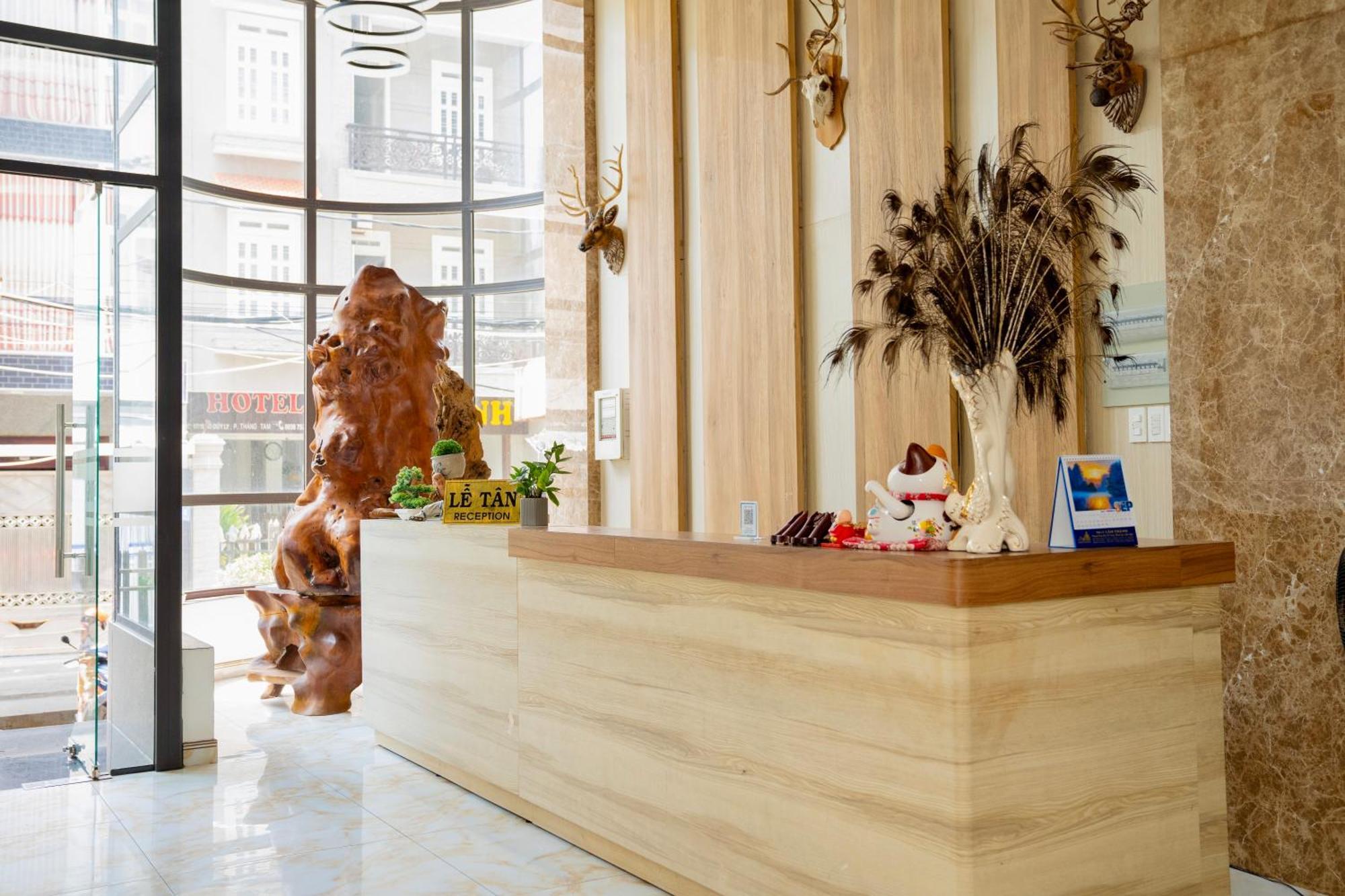 Hotel Khach San Trung Hieu Vung Tau Zewnętrze zdjęcie